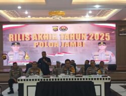 Irjen Pol Krisno H. Siregar Kapolda jambi Pimpin  Kegiatan Rilis Akhir Tahun  Pencapaian Kinerja Terbaik 2025*