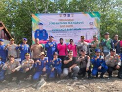 Jelang HUT Bhayangkara ke-80, Ditpolairud Polda Jambi dan Polres Tanjab Barat Tanam 2.000 Mangrove serta Tebar 2.000 Bibit Ikan